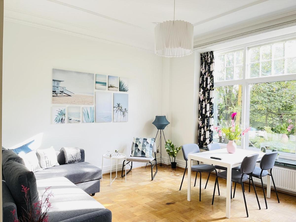 Aday - Aalborg Mansion - Big Apartment With Garden Exterior photo